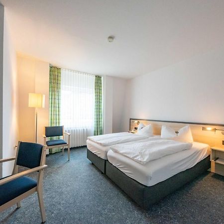 Hotel 7 Saeulen Gmbh Dessau-Rosslau Екстериор снимка