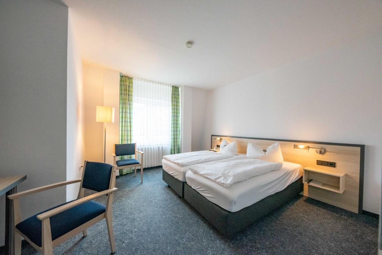 Hotel 7 Saeulen Gmbh Dessau-Rosslau Екстериор снимка