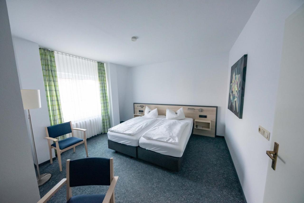 Hotel 7 Saeulen Gmbh Dessau-Rosslau Екстериор снимка
