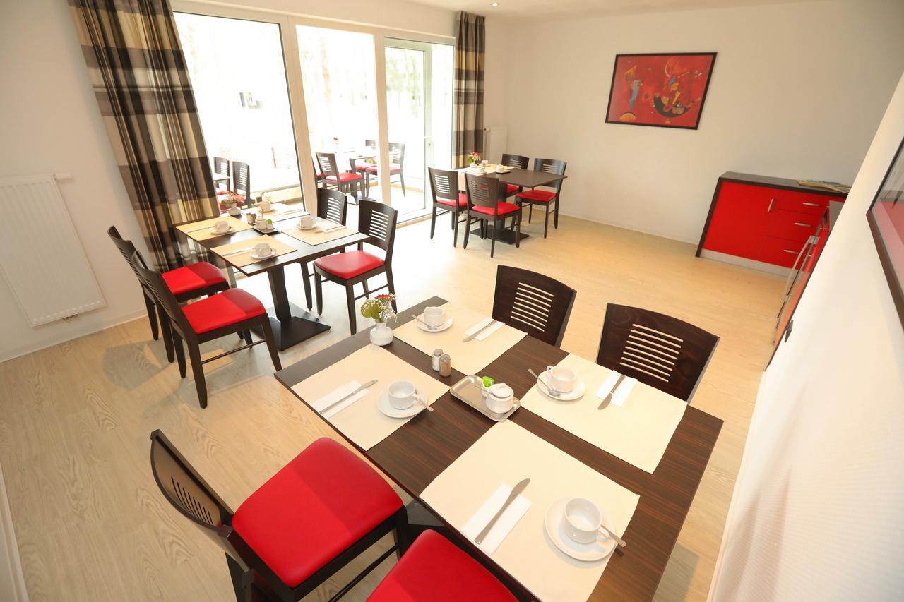 Hotel 7 Saeulen Gmbh Dessau-Rosslau Екстериор снимка